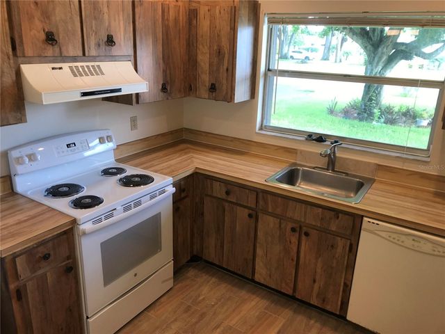 3705 34TH AVE DRIVE W, Bradenton, FL 34205