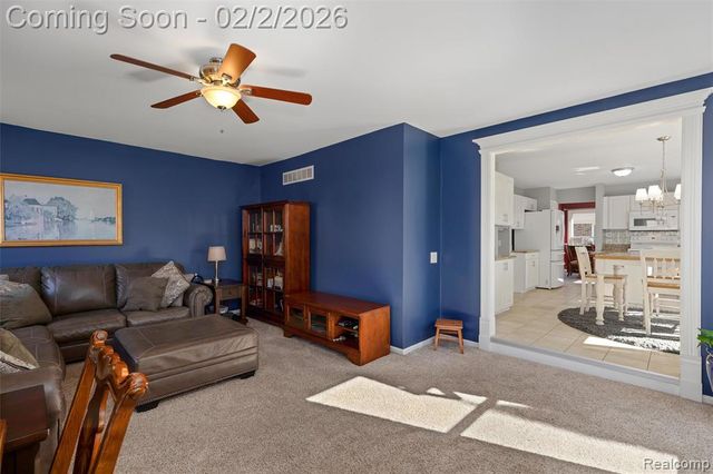 1022 Pointe Place Boulevard, Rochester, MI 48307