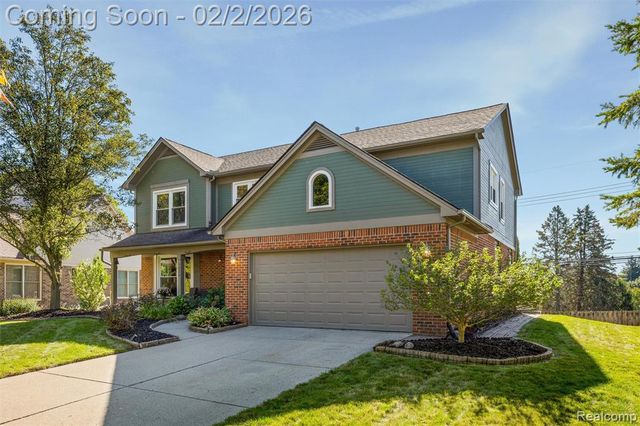 1022 Pointe Place Boulevard, Rochester, MI 48307