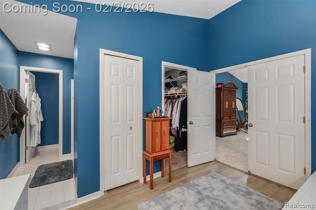 1022 Pointe Place Boulevard, Rochester, MI 48307