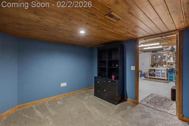 1022 Pointe Place Boulevard, Rochester, MI 48307