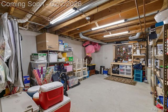 1022 Pointe Place Boulevard, Rochester, MI 48307