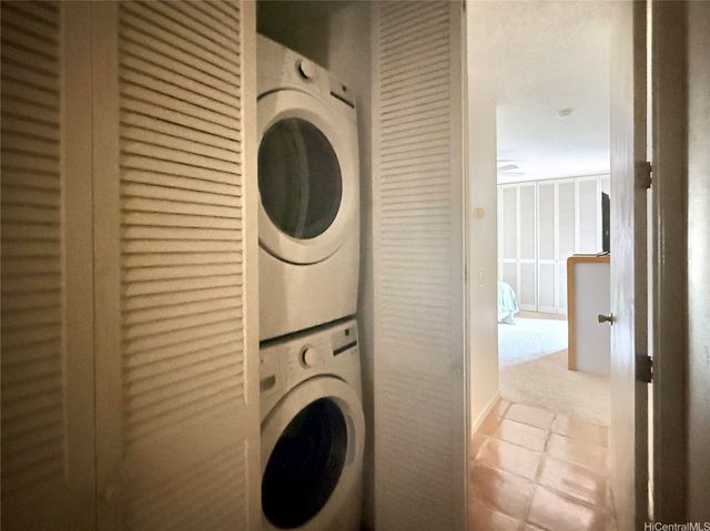 1015 Aoloa Place 219, Kailua, HI 96734