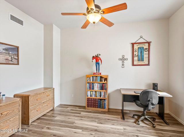 7632 E Park View Drive, Tucson, AZ 85715