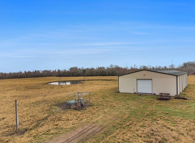 3750 County Road 49, Angleton, TX 77515