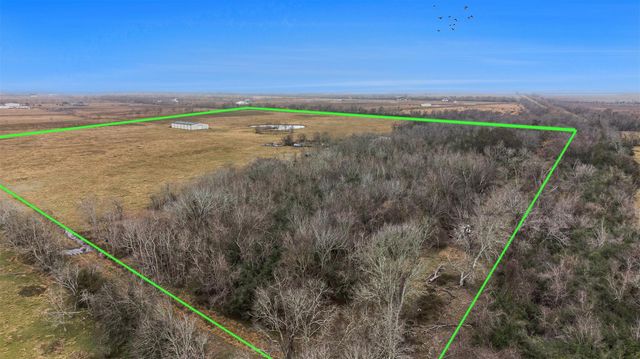 3750 County Road 49, Angleton, TX 77515