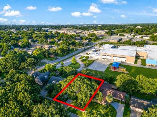 2305 Peach Lane, Pasadena, TX 77502