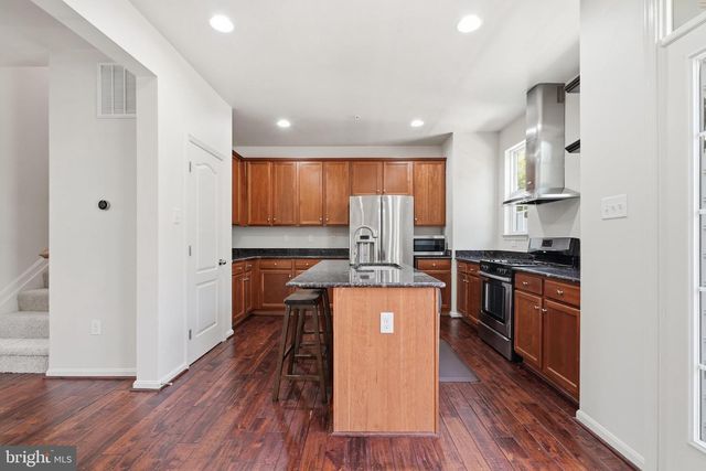 9810 SOLAR CRSE, Laurel, MD 20723