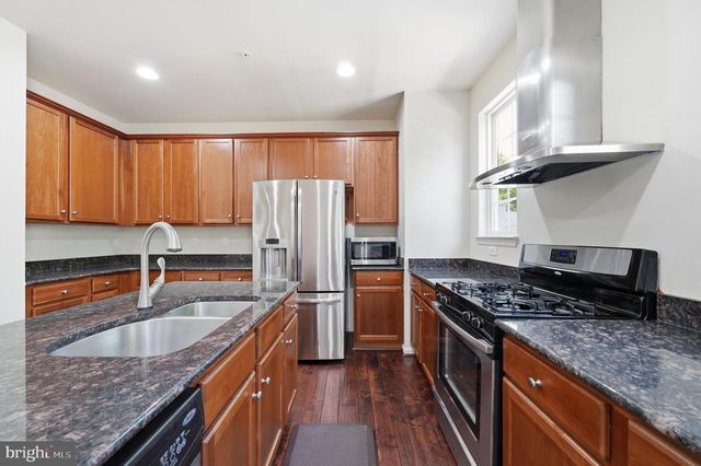 9810 SOLAR CRSE, Laurel, MD 20723