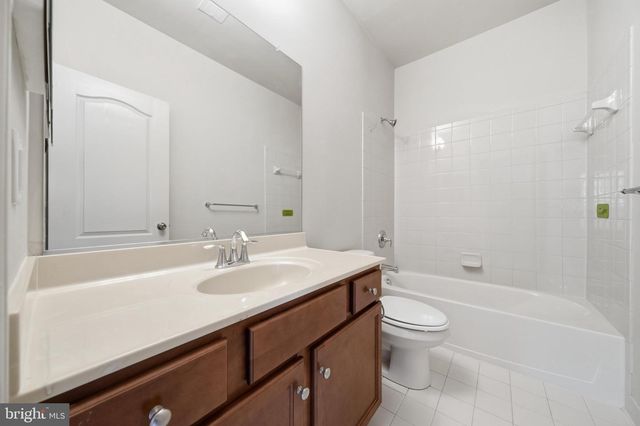 9810 SOLAR CRSE, Laurel, MD 20723