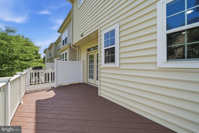 9810 SOLAR CRSE, Laurel, MD 20723