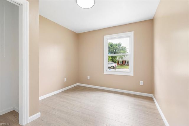 213 Shawen DR, Hampton, VA 23669
