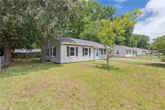 213 Shawen DR, Hampton, VA 23669