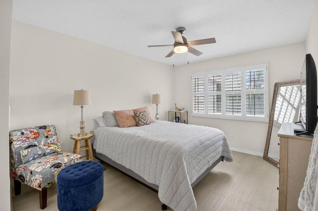 5111 Sabal Gardens Lane 4, Boca Raton, FL 33487