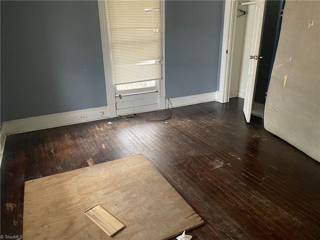 715 Broad Avenue, Greensboro, NC 27406