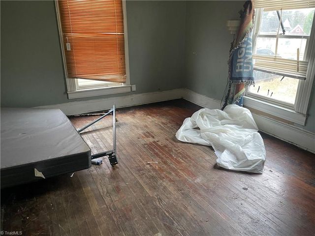 715 Broad Avenue, Greensboro, NC 27406