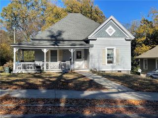 715 Broad Avenue, Greensboro, NC 27406