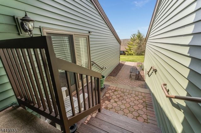 13 Ridgedale Dr, Clinton Twp., NJ 08801