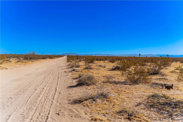 6311431 Sunset Road, Joshua Tree, CA 92252