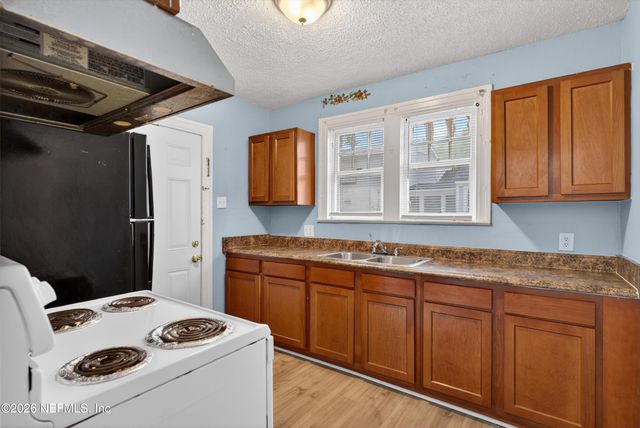 1192 W 12TH Street, Jacksonville, FL 32209