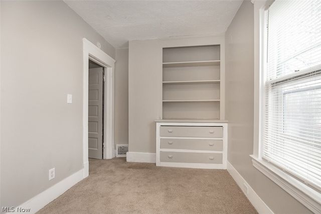 5614 Drake Avenue, Cleveland, OH 44127