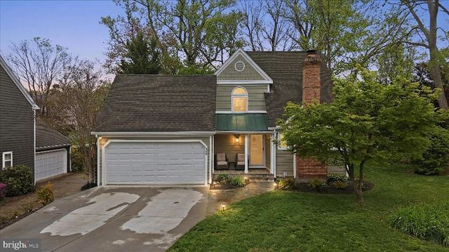 320 LOUDOUN ST SW, Leesburg, VA 20175