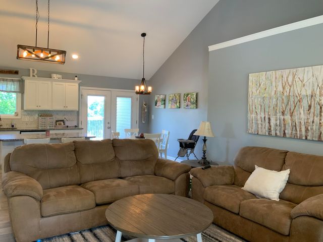 1160 Dennis Road, Lawrenceburg, KY 40342