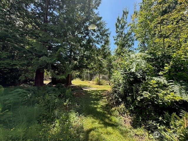 620 Van Wyck Road, Bellingham, WA 98226
