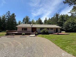 620 Van Wyck Road, Bellingham, WA 98226