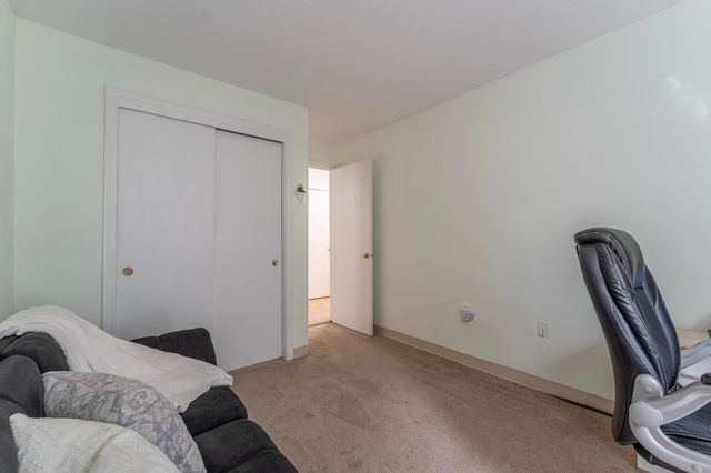 106 Eastern Ave Apt 204, Manchester, NH 03104