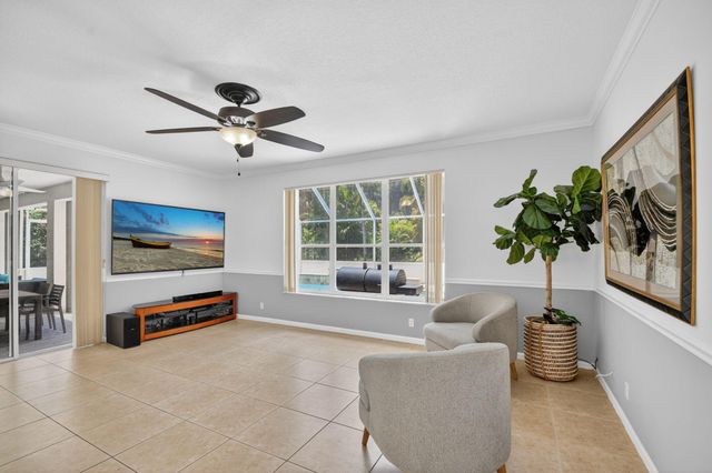 6283 Shadow Tree Lane, Lake Worth, FL 33463