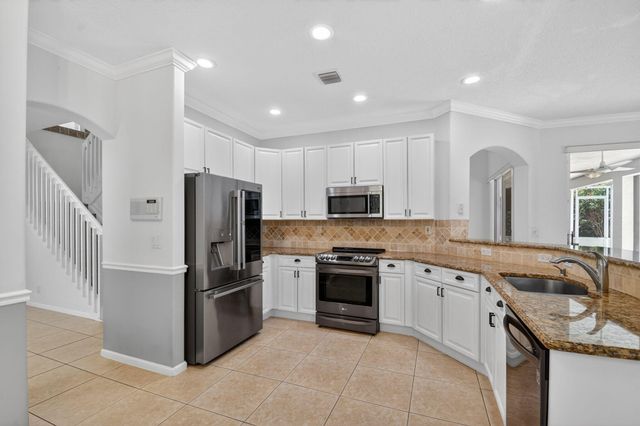 6283 Shadow Tree Lane, Lake Worth, FL 33463