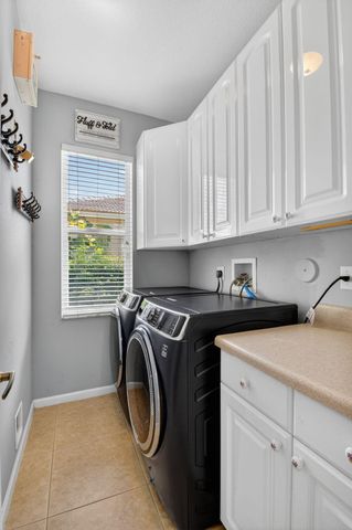 6283 Shadow Tree Lane, Lake Worth, FL 33463
