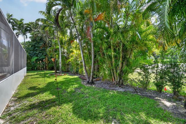 6283 Shadow Tree Lane, Lake Worth, FL 33463