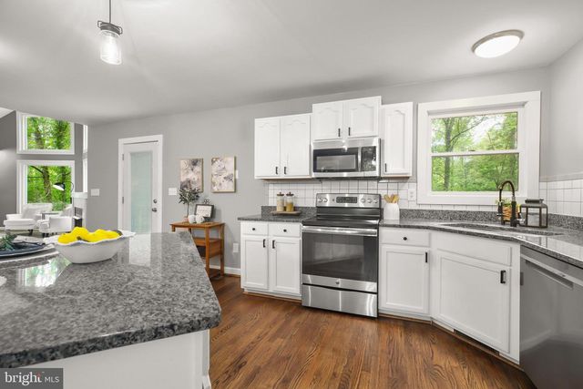289 SANDY RIDGE RD, Fredericksburg, VA 22405