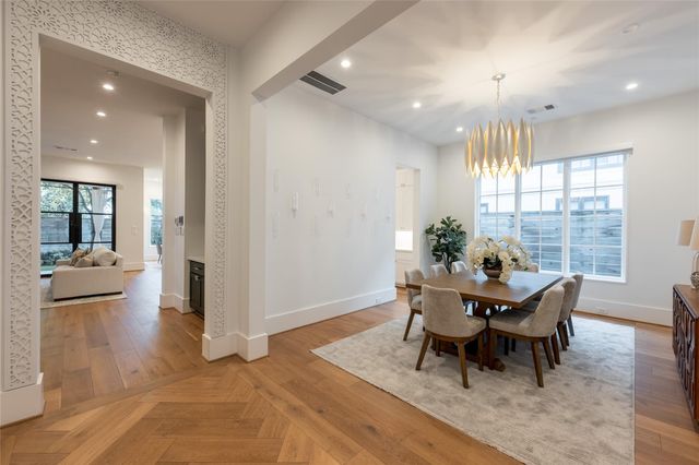 2817 Albans Road, Houston, TX 77005