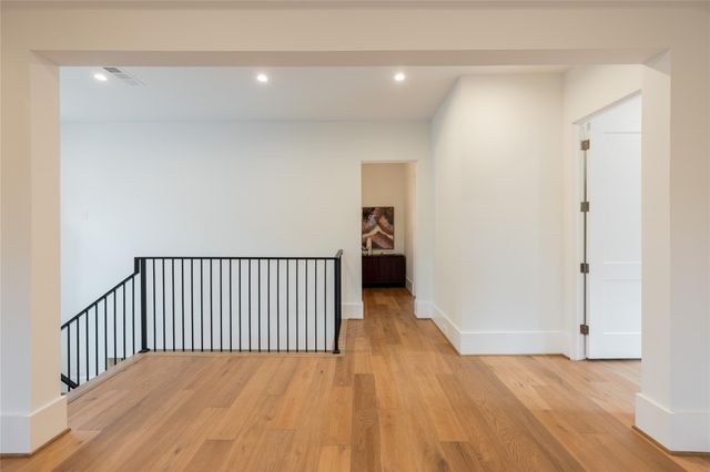 2817 Albans Road, Houston, TX 77005