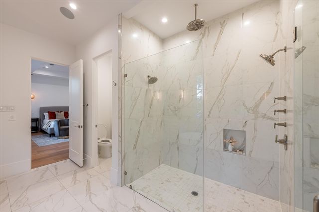 2817 Albans Road, Houston, TX 77005