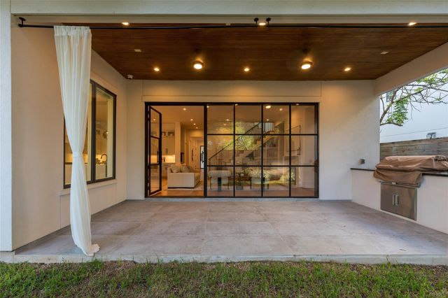 2817 Albans Road, Houston, TX 77005