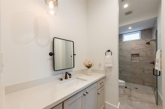 2817 Albans Road, Houston, TX 77005