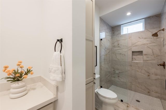2817 Albans Road, Houston, TX 77005