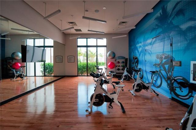 8448 Lake Majesty Lane, Parkland, FL 33076