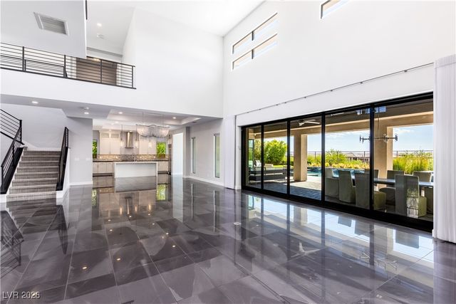 4198 Bronze Ridge Street, Las Vegas, NV 89135