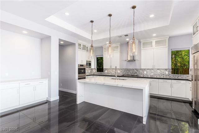 4198 Bronze Ridge Street, Las Vegas, NV 89135