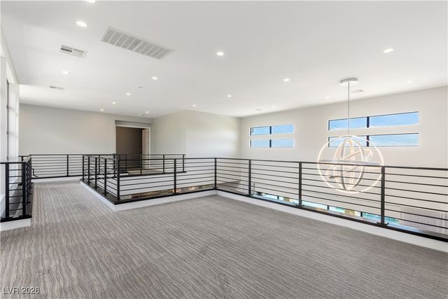 4198 Bronze Ridge Street, Las Vegas, NV 89135