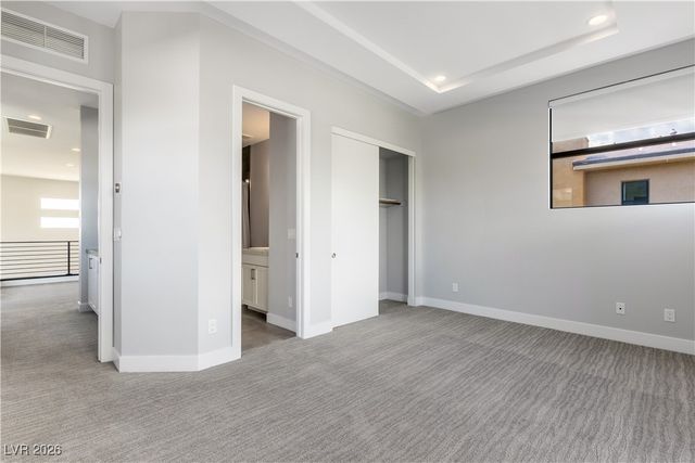 4198 Bronze Ridge Street, Las Vegas, NV 89135