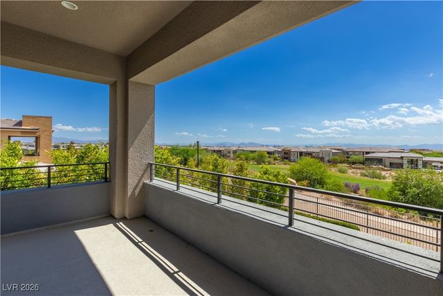 4198 Bronze Ridge Street, Las Vegas, NV 89135