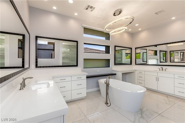 4198 Bronze Ridge Street, Las Vegas, NV 89135