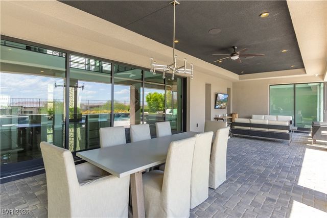 4198 Bronze Ridge Street, Las Vegas, NV 89135