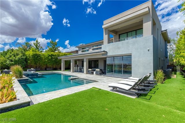 4198 Bronze Ridge Street, Las Vegas, NV 89135